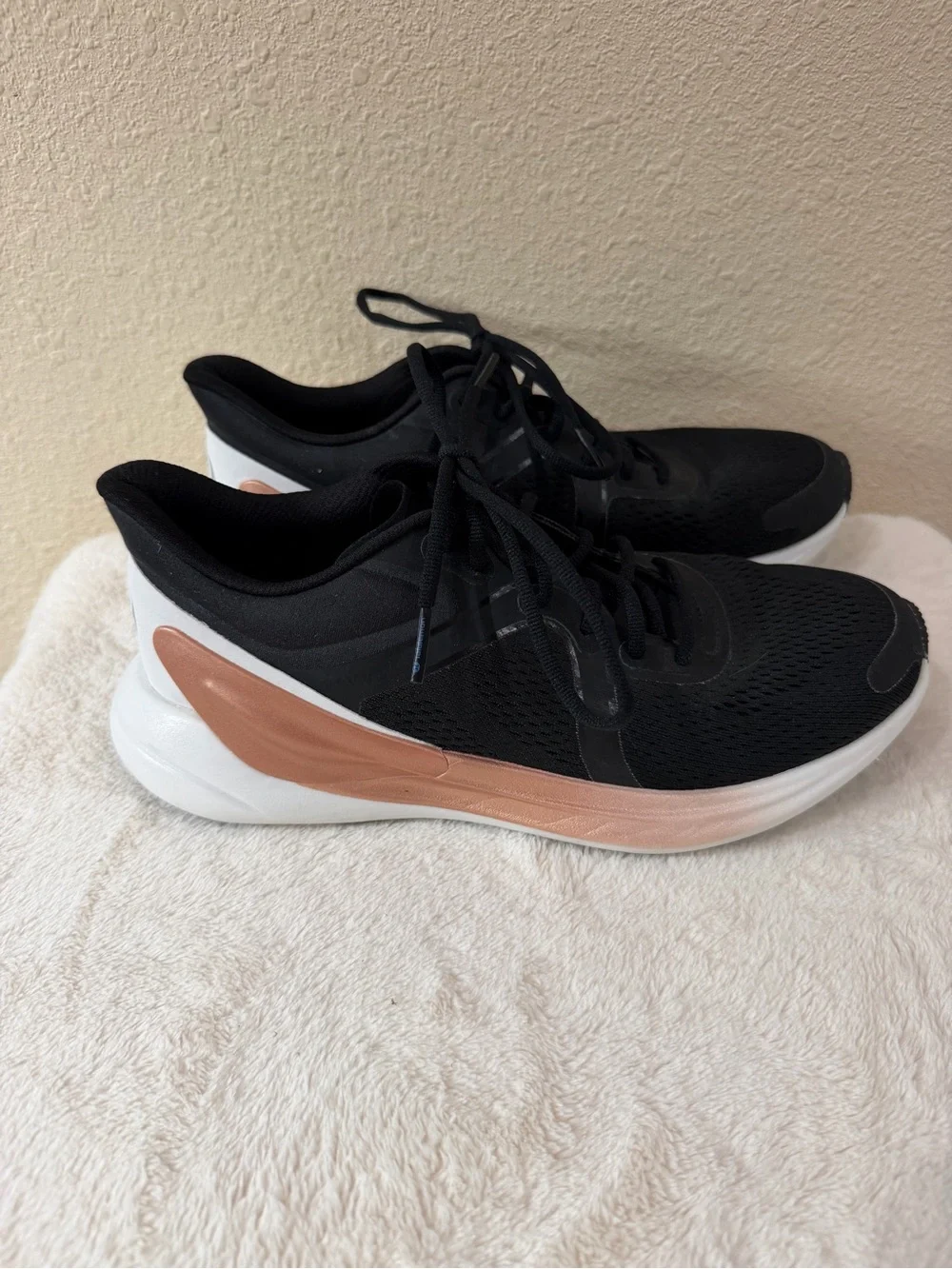 Lululemon Blissfeel Running Sneakers